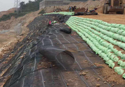 鋪設滌綸土工格柵對路面有什么好處嗎?