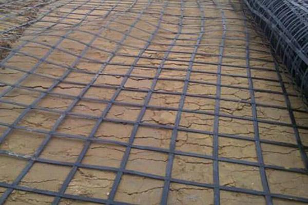 冬季與夏季鋪設土工格柵會有哪些不同效果呢? 第1張