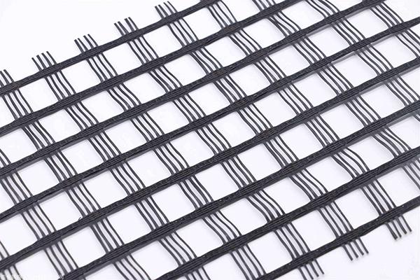 玻纖土工格柵在高填方路基中有哪些應用呢？又有哪些施工注意事項呢？  第2張