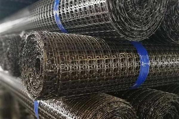 土工格柵是鋼筋結(jié)構(gòu)的嗎？  第2張