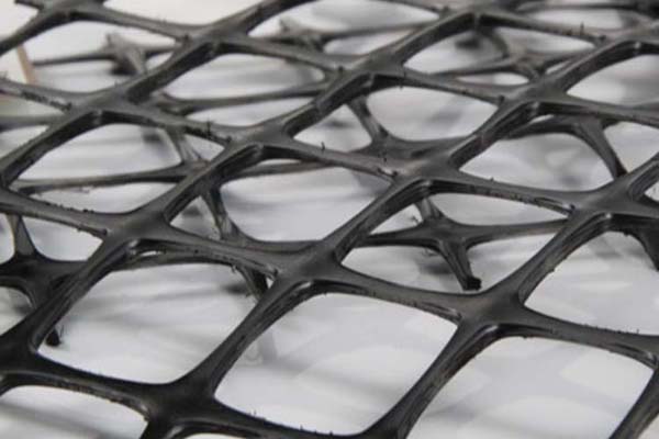 土工格柵運輸過程中的防護措施 第2張