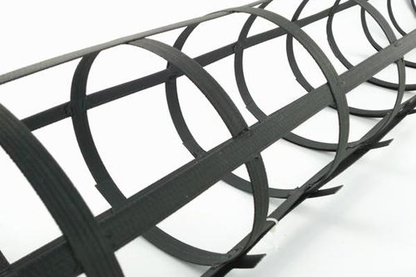 凸結(jié)點(diǎn)鋼塑土工格柵的生產(chǎn)過(guò)程揭秘  第3張