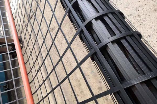 鋼塑土工格柵冬季施工怎么防止凍傷損壞呢？  第2張